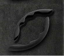 Load image into Gallery viewer, Fur Car Steering Wheel Cover All Seasons Suitable For Glove Anti-slip +