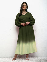Load image into Gallery viewer, New Plus Size Women's Temperament Gradient Pleated Dress +