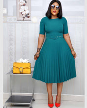 Load image into Gallery viewer, Round Neck Plus Size Mother's Dress Female Pleated Dress +