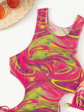 Load image into Gallery viewer, Abstract Print Tied Three-Piece Swimsuit (+)