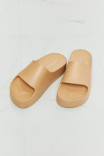 Load image into Gallery viewer, WILD DIVA Summer Feels Platform Slide +