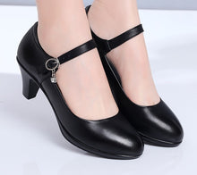 Load image into Gallery viewer, Women&#39;s Middle Heel White High Heeled Shoes +
