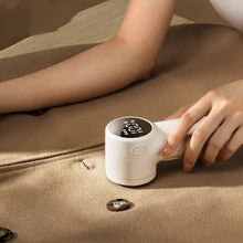 Load image into Gallery viewer, Cloth Removal Hair Ball Trimmer +
