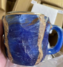 Load image into Gallery viewer, 400ml Resin Mineral Crystal Coffee Mugs With Handles Elegant Fake Mineral Crystal Cup For Workplace Home Decor Christmas Gift Kitchen Gadgets +
