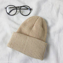 Load image into Gallery viewer, Men&#39;s And Women&#39;s Warm Caps And Cold Hats +
