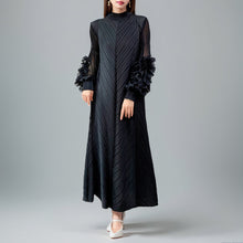 Load image into Gallery viewer, Middle East Plate Flower Loose Pleated Extended Dress Women's Plus Size Dress +
