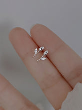 Load image into Gallery viewer, New Flower Earrings Personalized and Elegant Tulip Women's Earrings +
