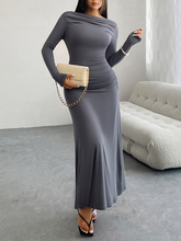 Load image into Gallery viewer, Solid Color Hip-wrapped One-shoulder Dress +
