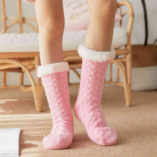 Load image into Gallery viewer, Contrast Winter Socks +
